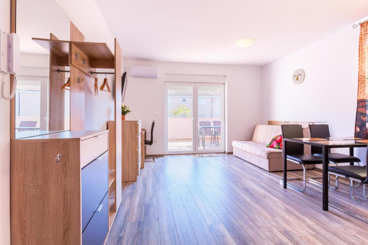 Ferienwohnung Irina Medulin Exterior foto