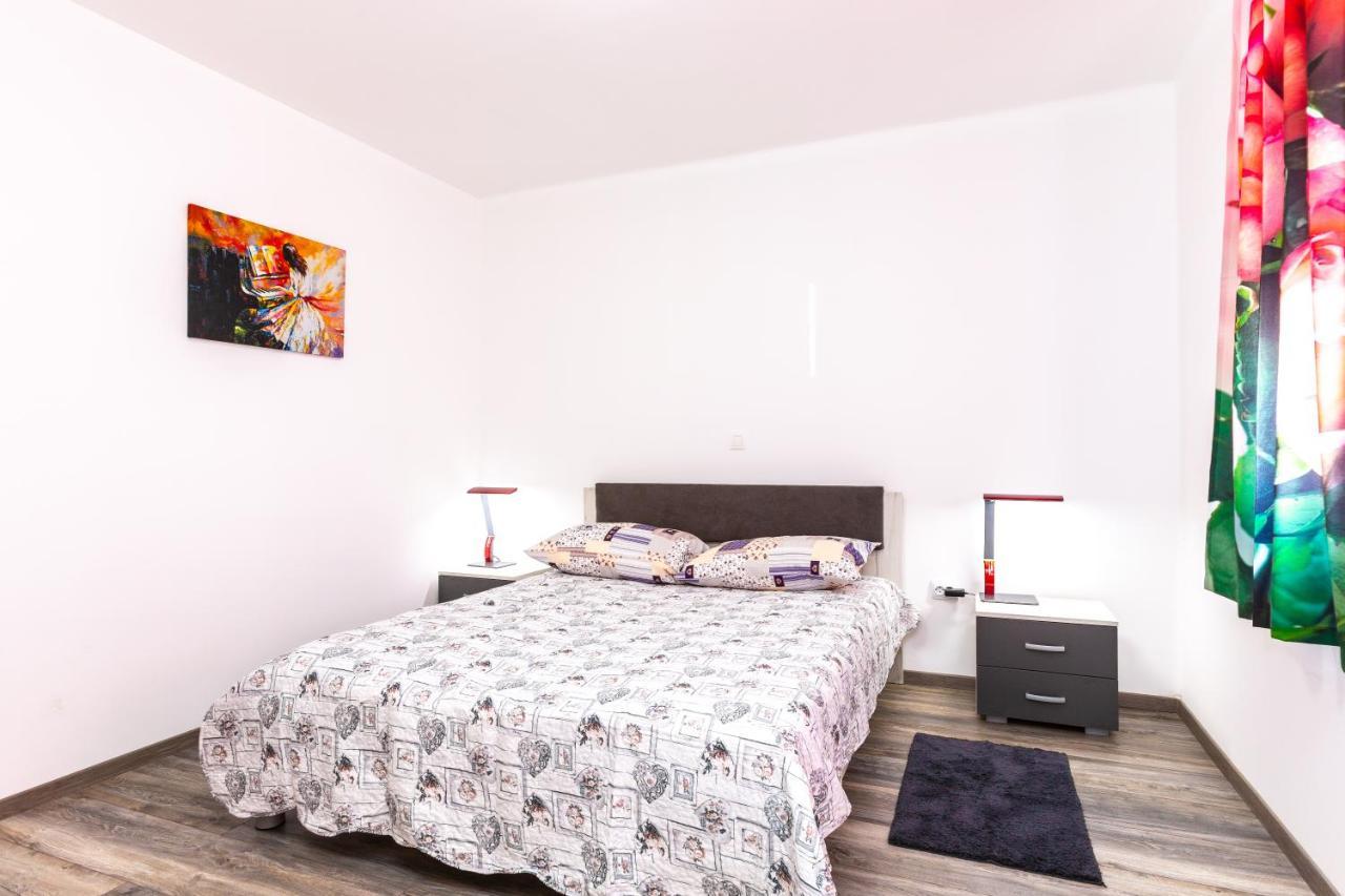 Ferienwohnung Irina Medulin Exterior foto